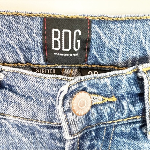 BDG URBAN OUTFITTERS HIGH RISE STRETCH FLARE JEANS WOMENS SZ 26 - Picture 4 of 6